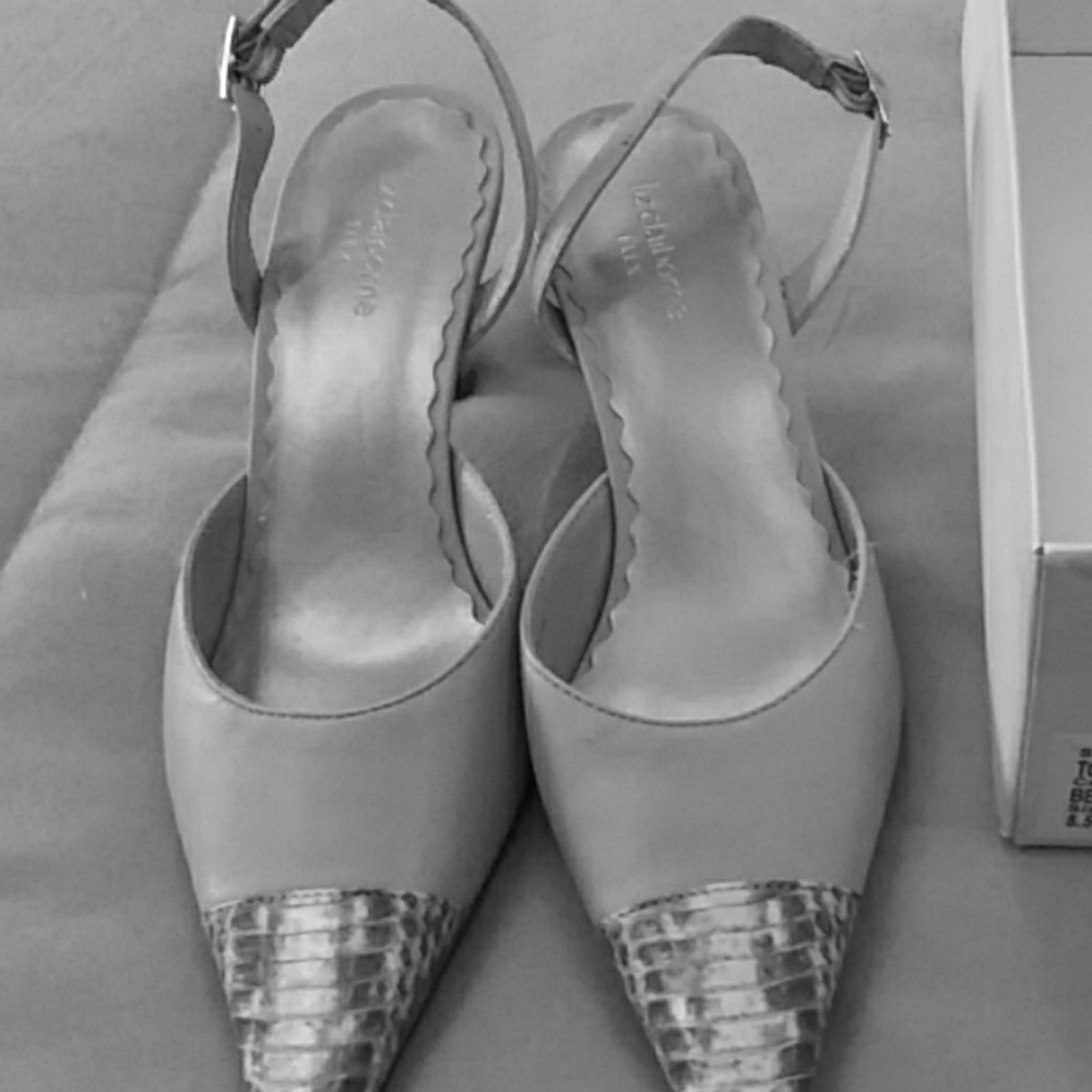 Liz Claiborne shoes